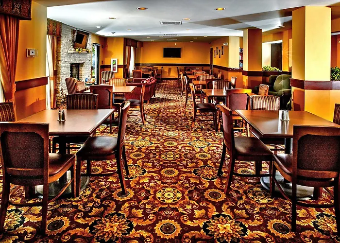Hotel The Lotus At Midlane Golf Wadsworth