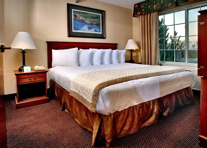 Hotel The Lotus At Midlane Golf Wadsworth